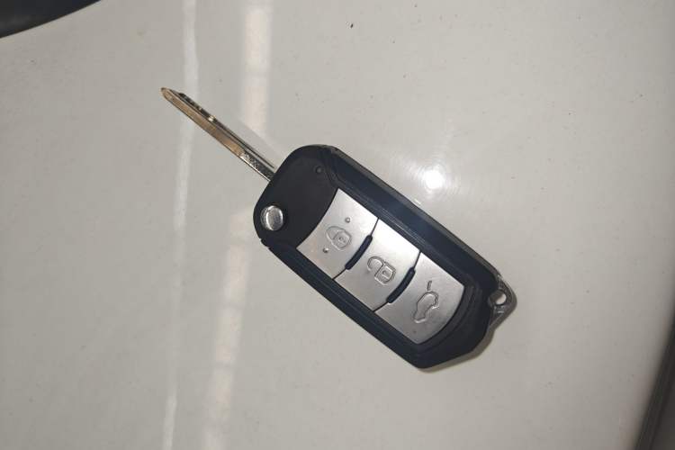 Used GAC Trumpchi GS4 2017 235T Manual Two-Wheel Drive Luxury Edition Vehicle Key