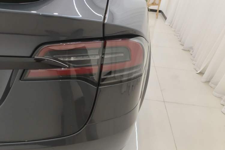 Used Tesla Model X 2023 Dual-Motor All-Wheel-Drive Version