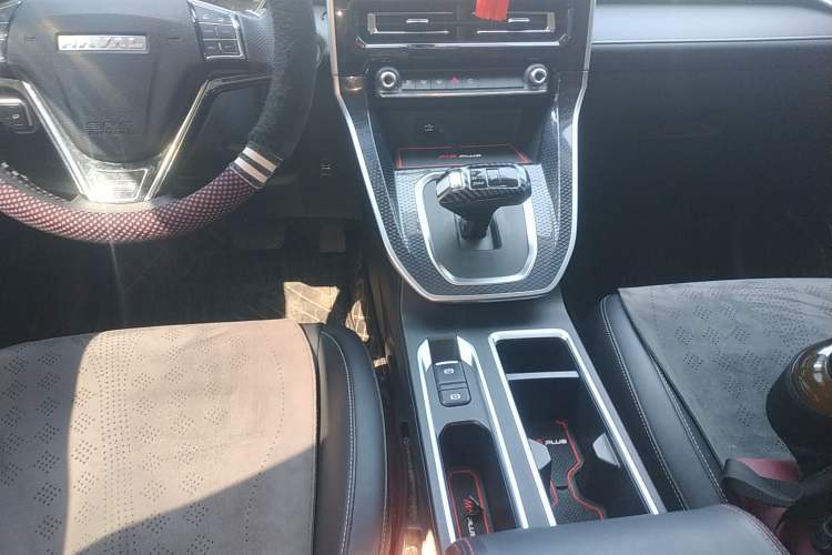 Used Haval M6 2023 PLUS 1.5T DCT Luxury Smart Connectivity Model
