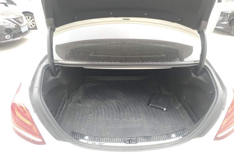 Used Mercedes-Benz C-Class 2017 C 200 L Sport Edition Trunk