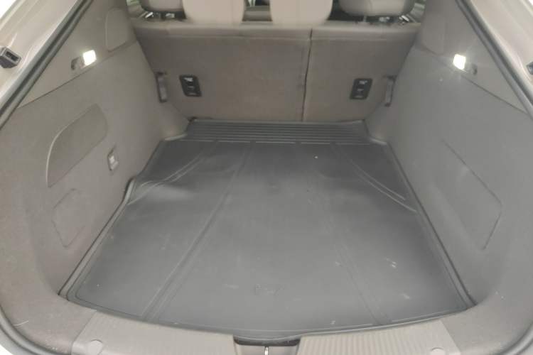 Used Rising R7 2023 Performance Screen Pro Edition