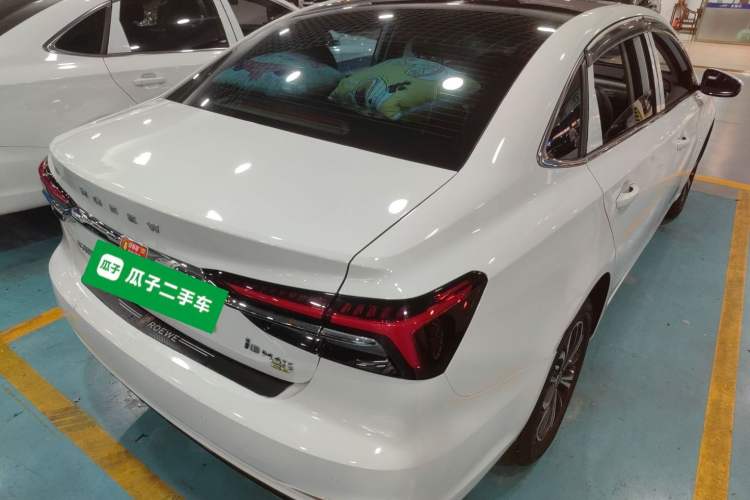 Used Roewe i6 MAX New Energy 2023 EV 420 Skyroof Special Edition Rear Right 45 Deg