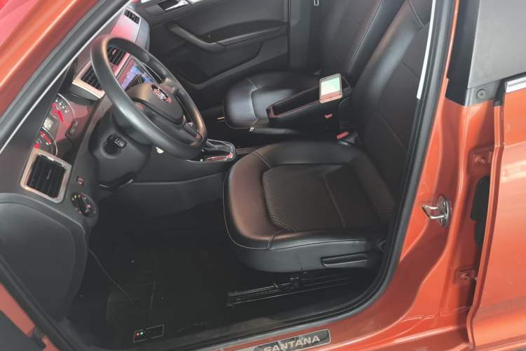 Used Volkswagen Santana 2015 Haval H6 1.6L Automatic Comfort Model Left Front Seat