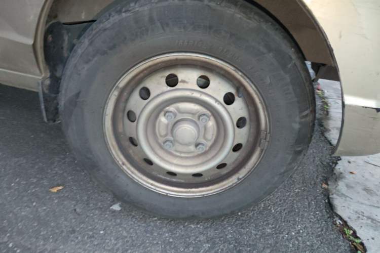 Used Wuling Rongguang S 2021 1.2L Base Model 7-Seater LSI
