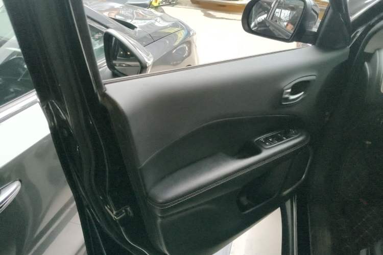 Used Jeep Compass 2019 220T Automatic Enjoyment Version