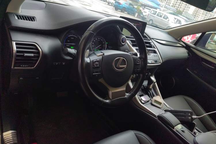 Used Lexus NX 2020 300h Front-Drive FENGSHANG Version China VI Standard