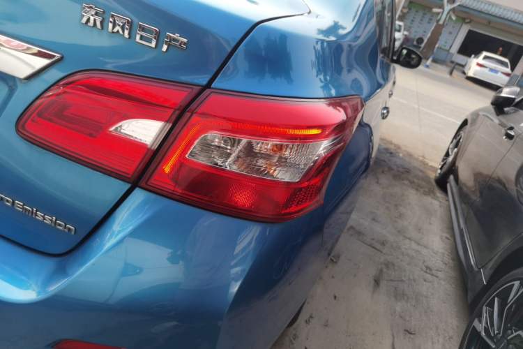 Used Nissan Sylphy EV 2018 Smart Edition Custom Version Exterior 3