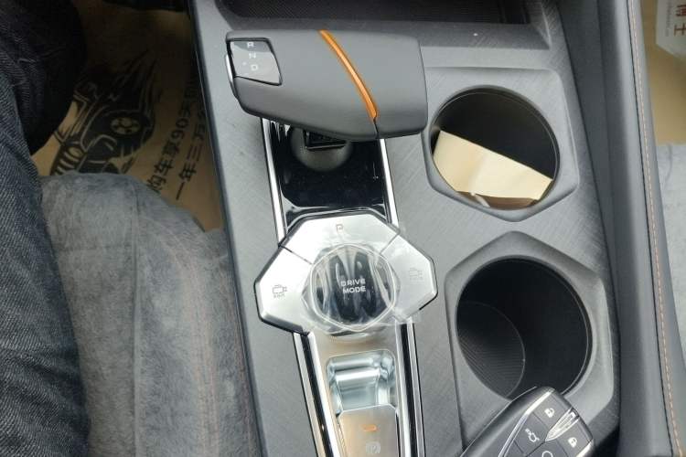 Used Changan UNI-V 2024 1.5T Prestige Edition