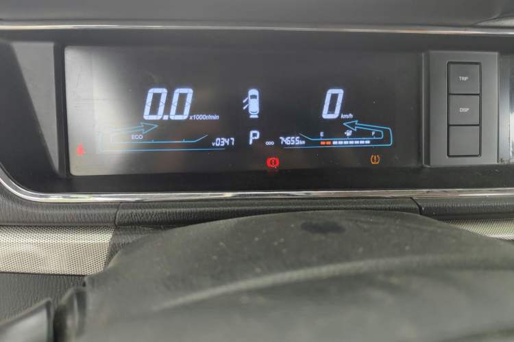 Used CHANGAN KAICHENG Changxing EV 2022 Luxury Model 6 Seats Odometer Close Up