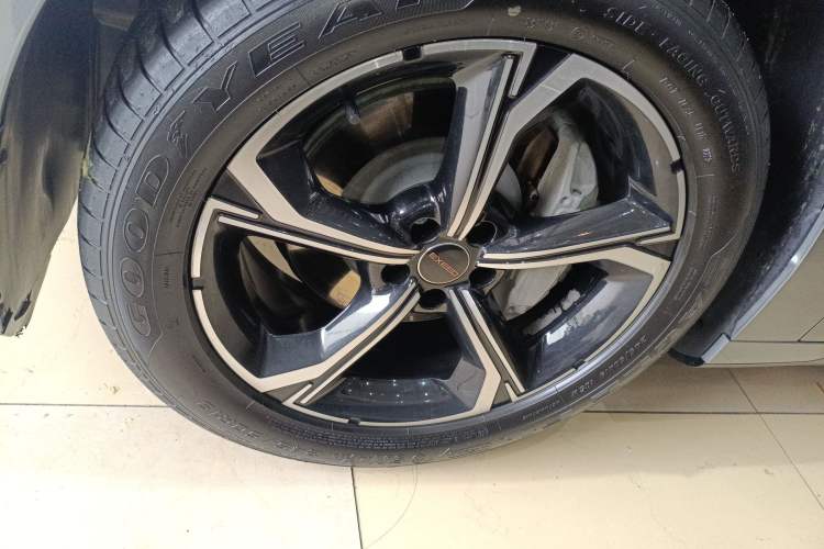 Used EXEED Star Era ES 2024 Max Long-Range Version Exterior 4