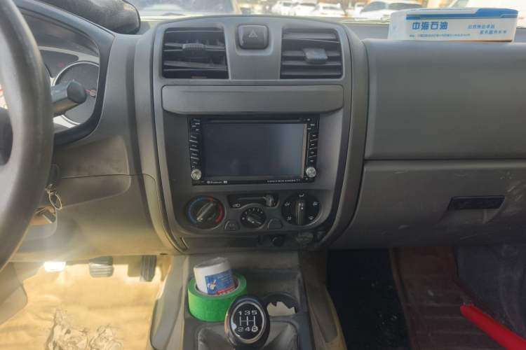 Used Great Wall Wingle 5 2011 2.2L Wealth Edition Two-Wheel Drive Small Double-Cab GW491QE