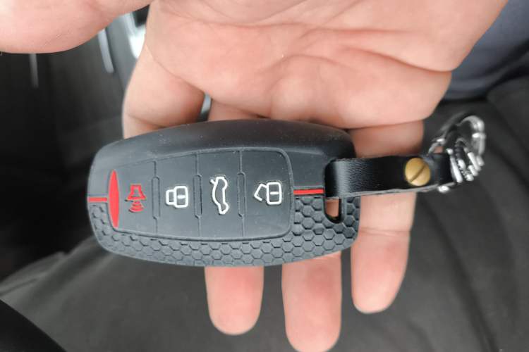 Used Haval H9 2016 2.0T Four-Wheel Drive Elite Version 7 Seats