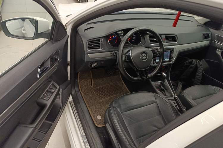 Used Volkswagen Lavida 2015 230TSI DSG Comfort Edition