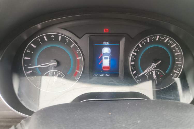 Used Haval H2 2016 Red-Label 1.5T Manual Two-Wheel Drive Luxury Model
