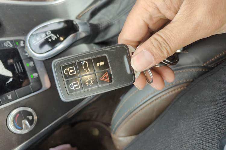 Used Volvo XC60 2015 T5 AWD Zhiyuan Edition
