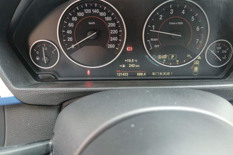 Used BMW 3 Series GT 2014 320i Design Package Model
