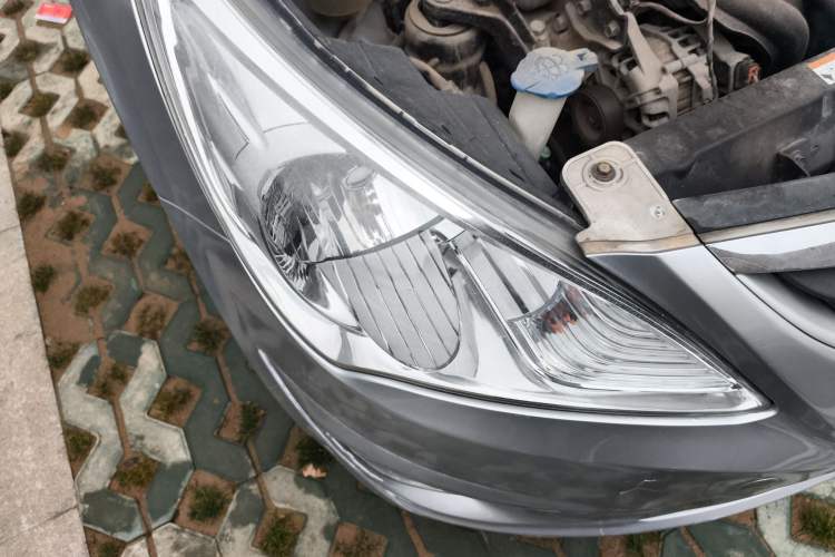 Used Hyundai Verna (older generation) 2010 Sedan 1.4L Manual Comfort GS
