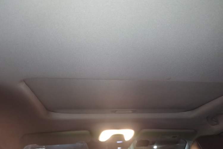 Used GAC Trumpchi GS4 2017 235T Automatic Two-Wheel Drive Luxury Smart Connectivity Version Headliner