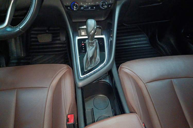 Used Buick GL6 2019 18T 6-Seater Connected Luxury Version China VI Standard