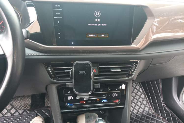 Used Volkswagen Tharu 2021 280TSI Two-Wheel-Drive Luxury Plus Edition Audio And AC Panel