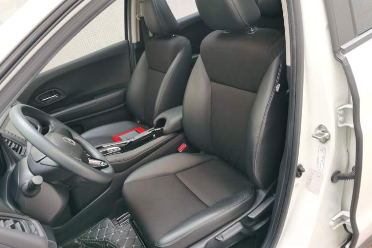 Used Honda Vezel 2020 1.5L CVT Pioneer Edition
