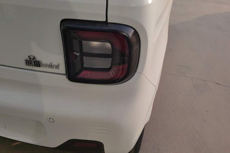 Used Geely Galaxy Panda 2024 Panda Mini 200km Endurance Bear