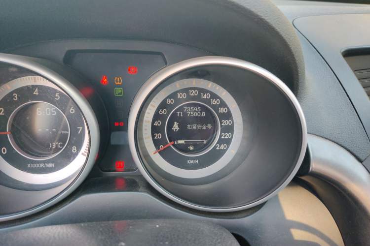 Used Bestune X80 2015 2.0L automatic luxury version