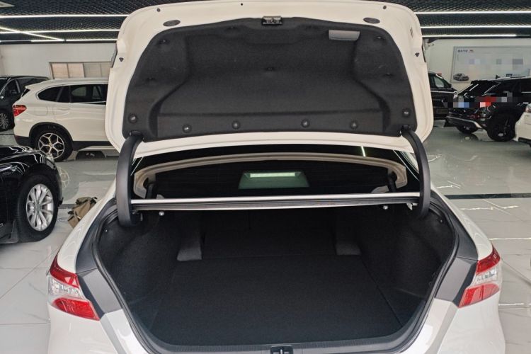 Used Toyota Camry 2018 2.5G Luxury Edition Trunk