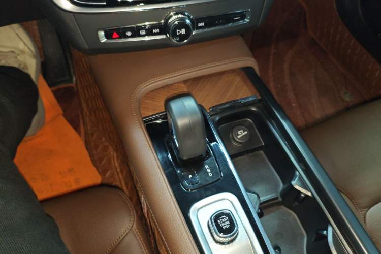 Used Volvo S90 2022 B5 Zhiyi Luxury Edition