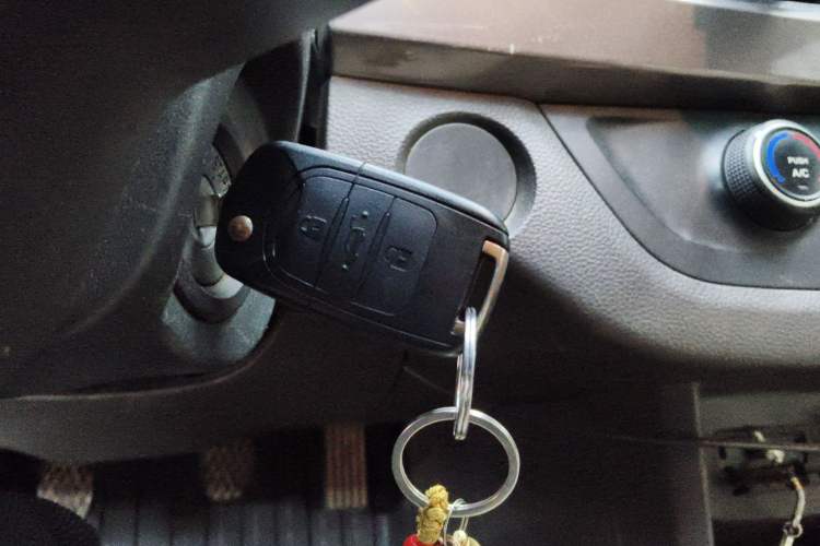 Used Baojun 310W 2017 1.5L Manual Comfort Version China V