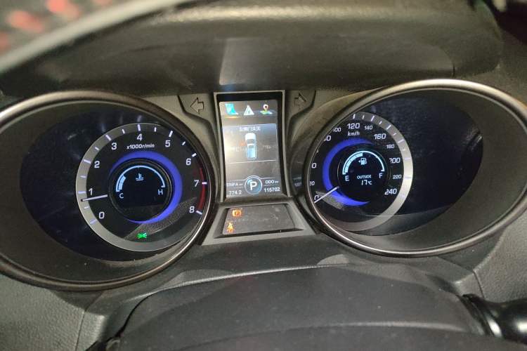 Used CHANGAN CS75 2014 1.8T Automatic Elite Model China IV Standard Instrument Cluster