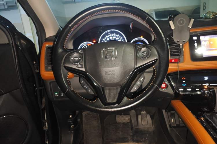 Used Honda Vezel 2015 1.8L CVT 2WD Luxury Model