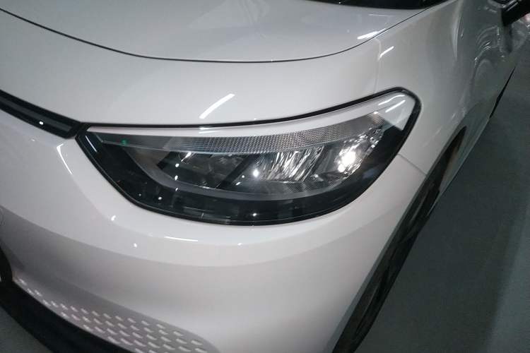 Used Volkswagen ID.3 2025 Revised Version Smart Edition Purely Intelligent Enjoyment Version Left Front Headlight