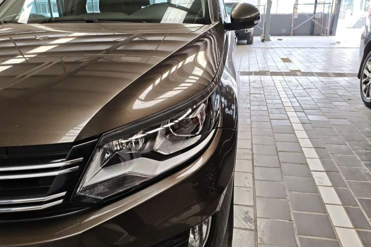 Used Volkswagen Tiguan L 2016 280TSI Automatic Two-Wheel-Drive Silk Road Style Edition