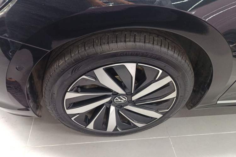 Used Volkswagen Passat 2023 Facelift 330TSI Luxury Edition
