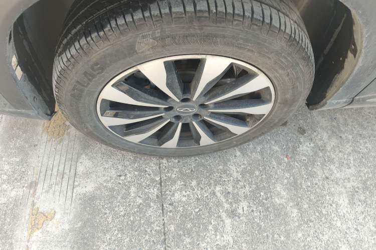 Used Chery Tiggo 8 PLUS 2025 290TGDI DCT Prestige 5-Seater
