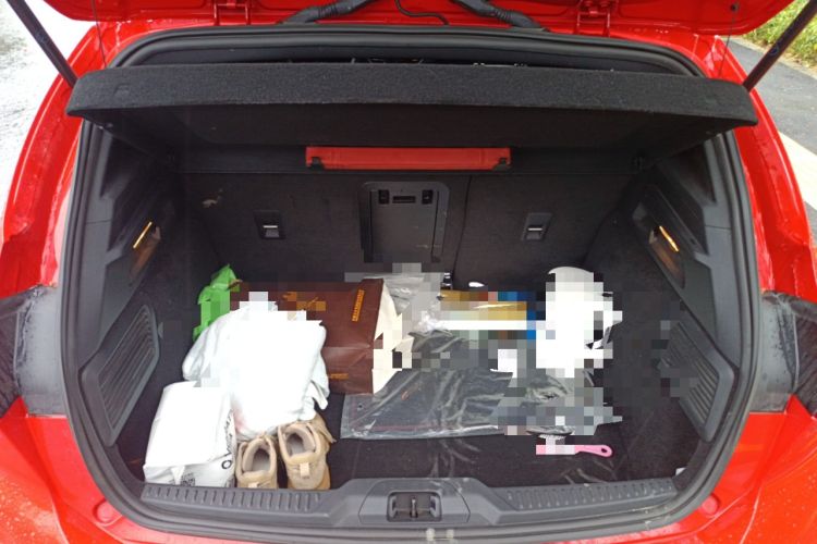 Used Ford Focus 2020 Hatchback EcoBoost 180 Automatic ST Line Trunk