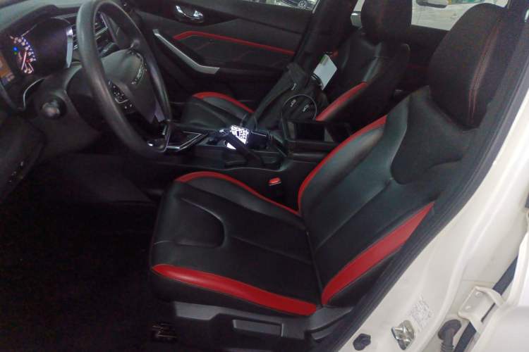 Used Venucia D60 2018 1.6L CVT Smart Connect Elite Edition
