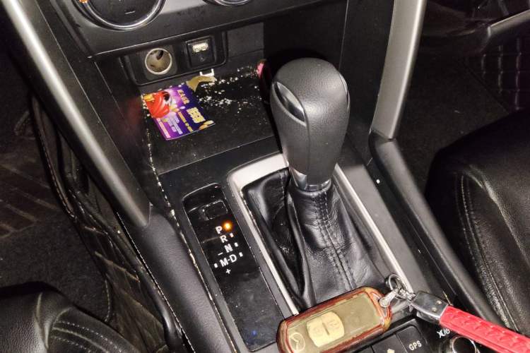 Used Mazda CX-4 2018 2.0L Automatic Two-Wheel Drive Blue Sky Dynamic Version China VI Standard Gear Lever