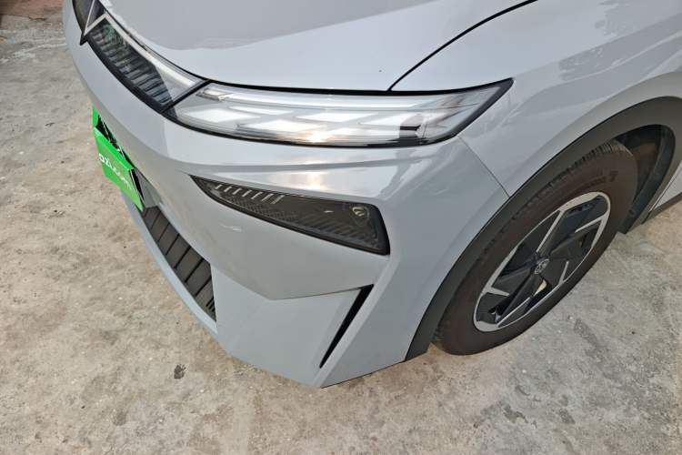 Used Venucia VX6 2023 520 Air Left Front Headlight