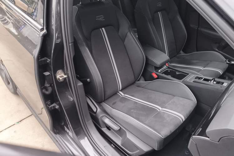 Used Volkswagen Golf 2021 280TSI DSG R-Line