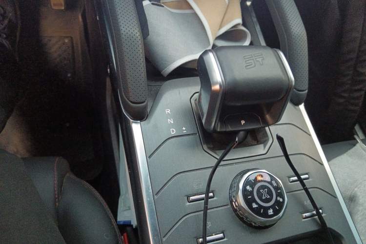 Used JETOUR Traveler 2024 2.0T All-Wheel-Drive Silver Dragon Wings