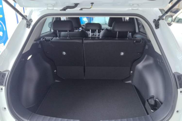 Used Toyota Corolla Cross 2024 2.0L Pioneer Edition
