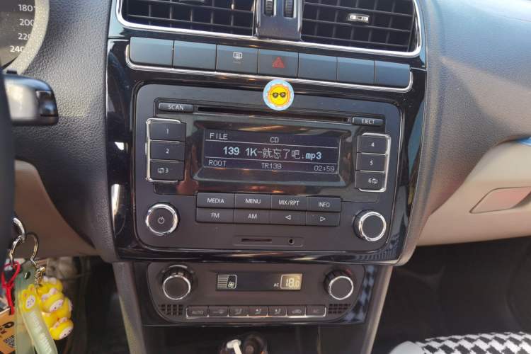 Used Volkswagen Polo 2011 1.6L Automatic ZhiKu Edition