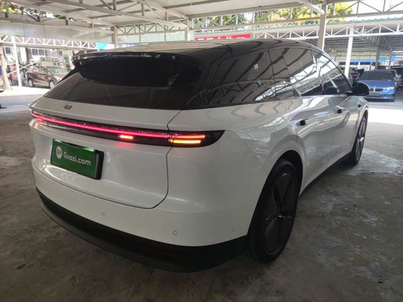 Used Li Auto i6 2025 Model Two-Wheel-Drive Standard Type — 6