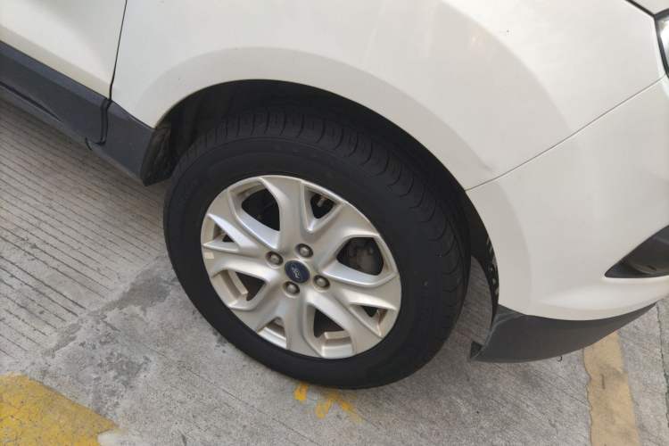 Used Ford EcoSport 2013 1.5L Automatic Fashion Model