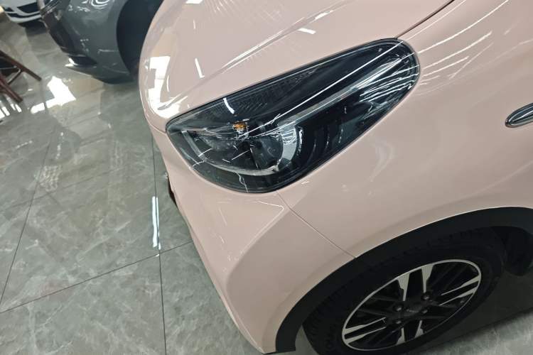 Used Chery Little Ant 2022 Restyled Version Sweet Pink Edition Half-Sugar Version 30.6 kWh 30 kW 301 km
