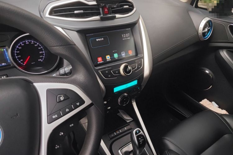 Used BYD Yuan New Energy 2018 EV360 Smart Connect Cool Edition Audio And AC Panel