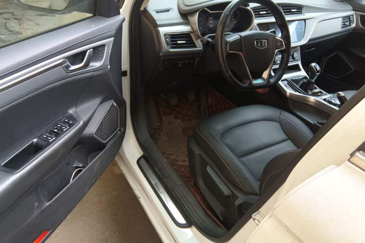 Used Geely Auto Emgrand GL 2018 1.4T Manual Elite Smart Connectivity Version Driver Seat