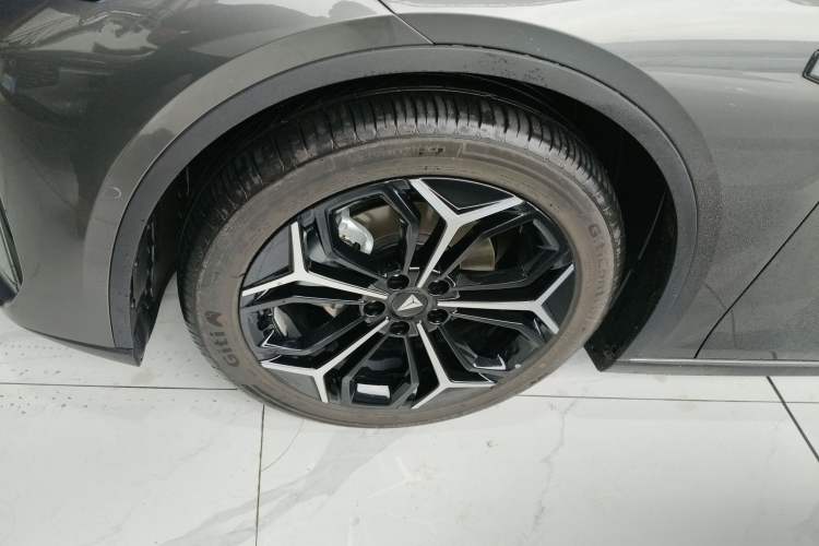 Used Deepal L07 2025 230 Ultra with DeepBlue Intelligent Driving AD PRO Extended-Range Version
